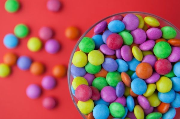 цветные конфеты
